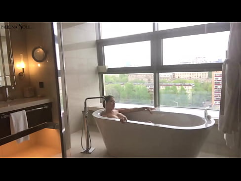 ❤️ Foshnjë e jashtëzakonshme që tund me pasion pidhin e saj në banjë Video e ndyrë në sq.kassavrn.ru ❤